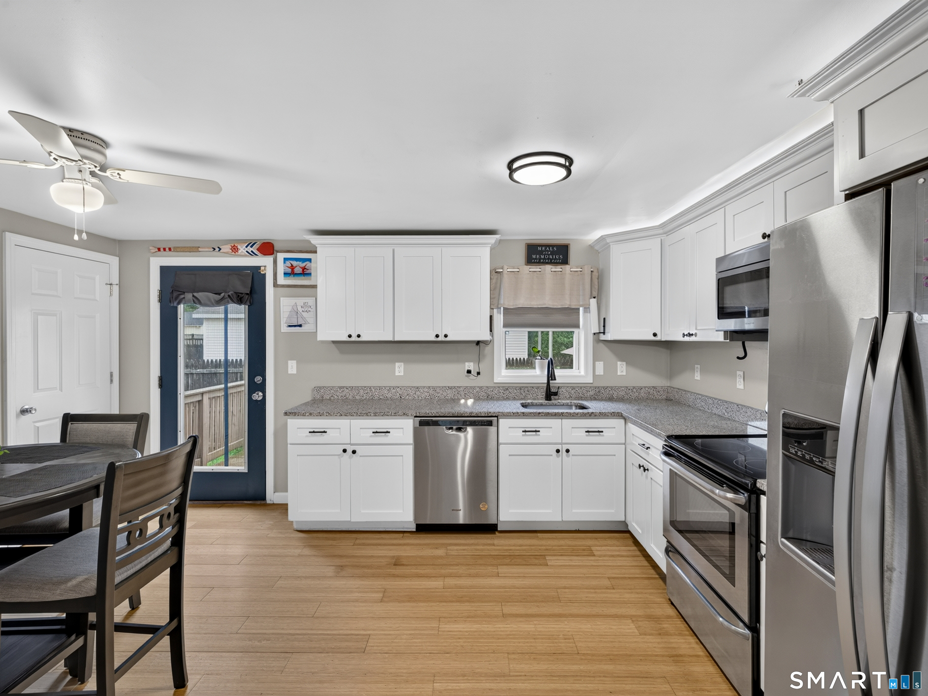 8 W Arch Street Stonington CT 06379