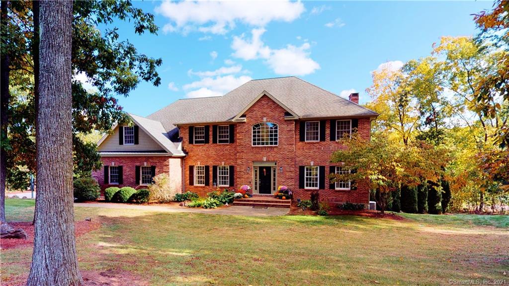 47 Warren Glen Burlington CT 06013