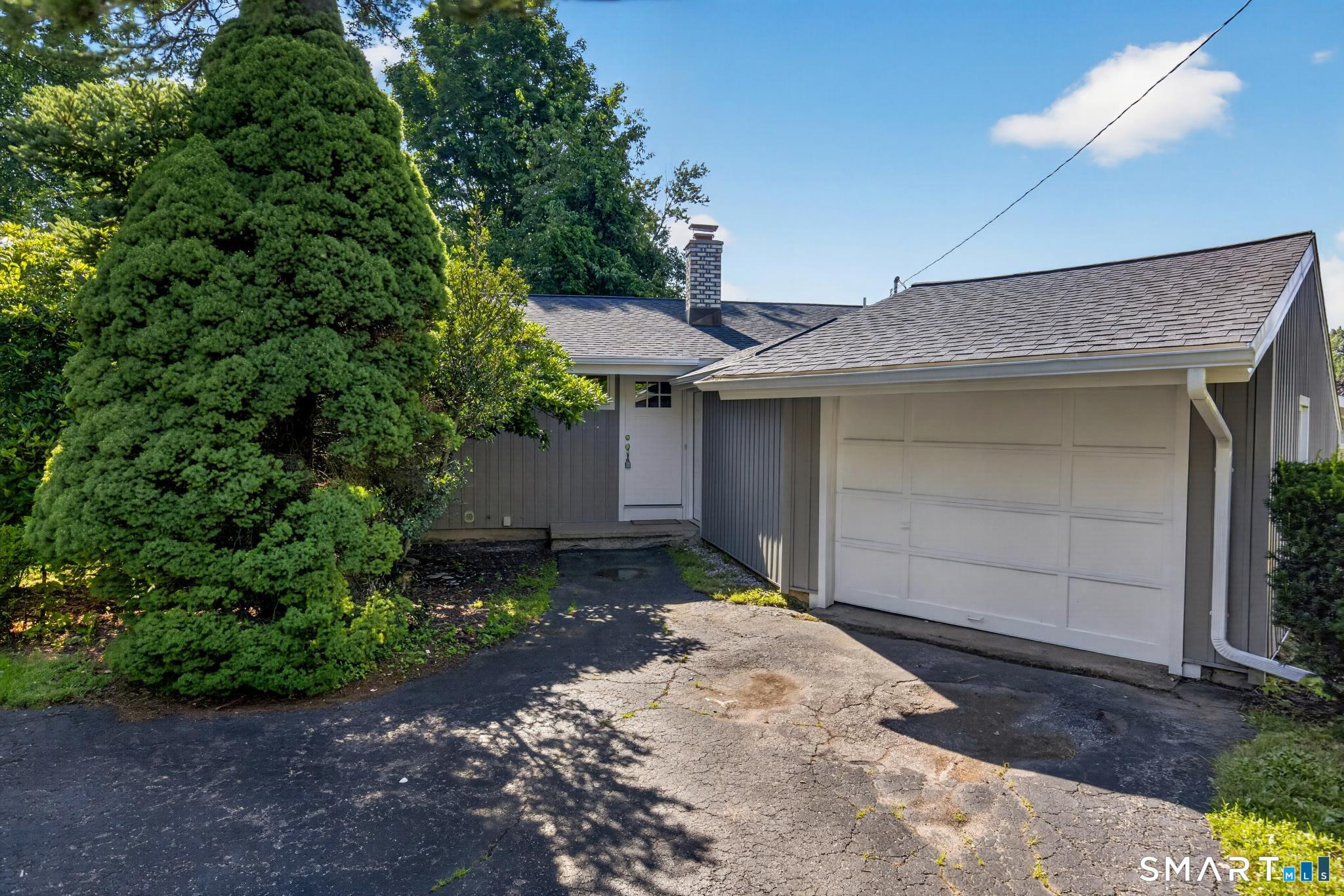 17 Hickory Hill Drive Waterbury CT 06708
