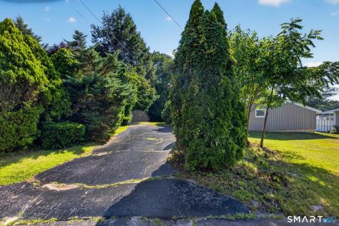 17 Hickory Hill Drive Waterbury CT 06708