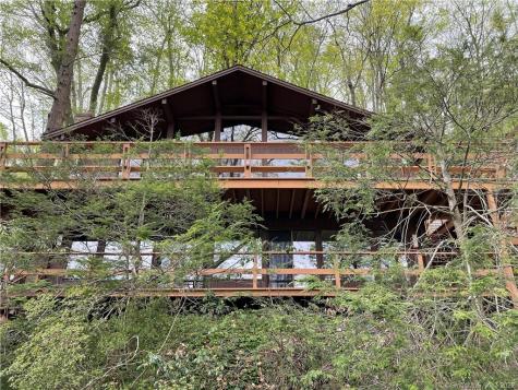 8 Hemlock Point Road Sherman CT 06784