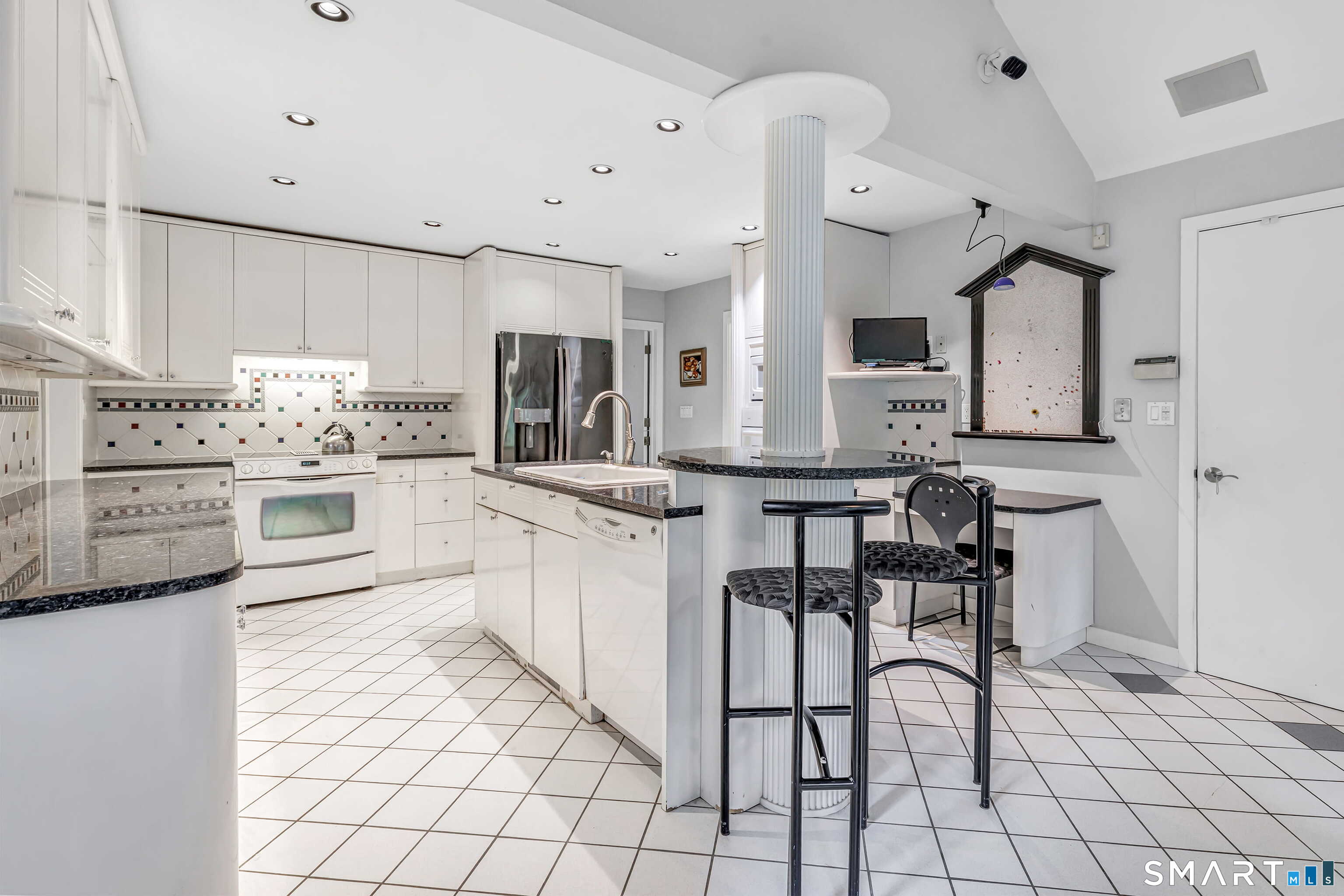 205 Stoneleigh Square Fairfield CT 06825