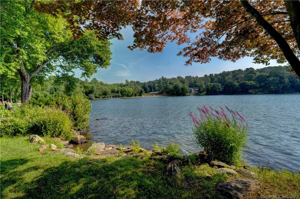 17 Coleman Lane Marlborough CT 06447