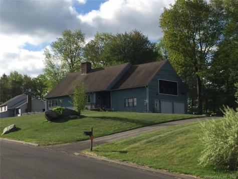 32 Patricia Lane Thomaston CT 06787