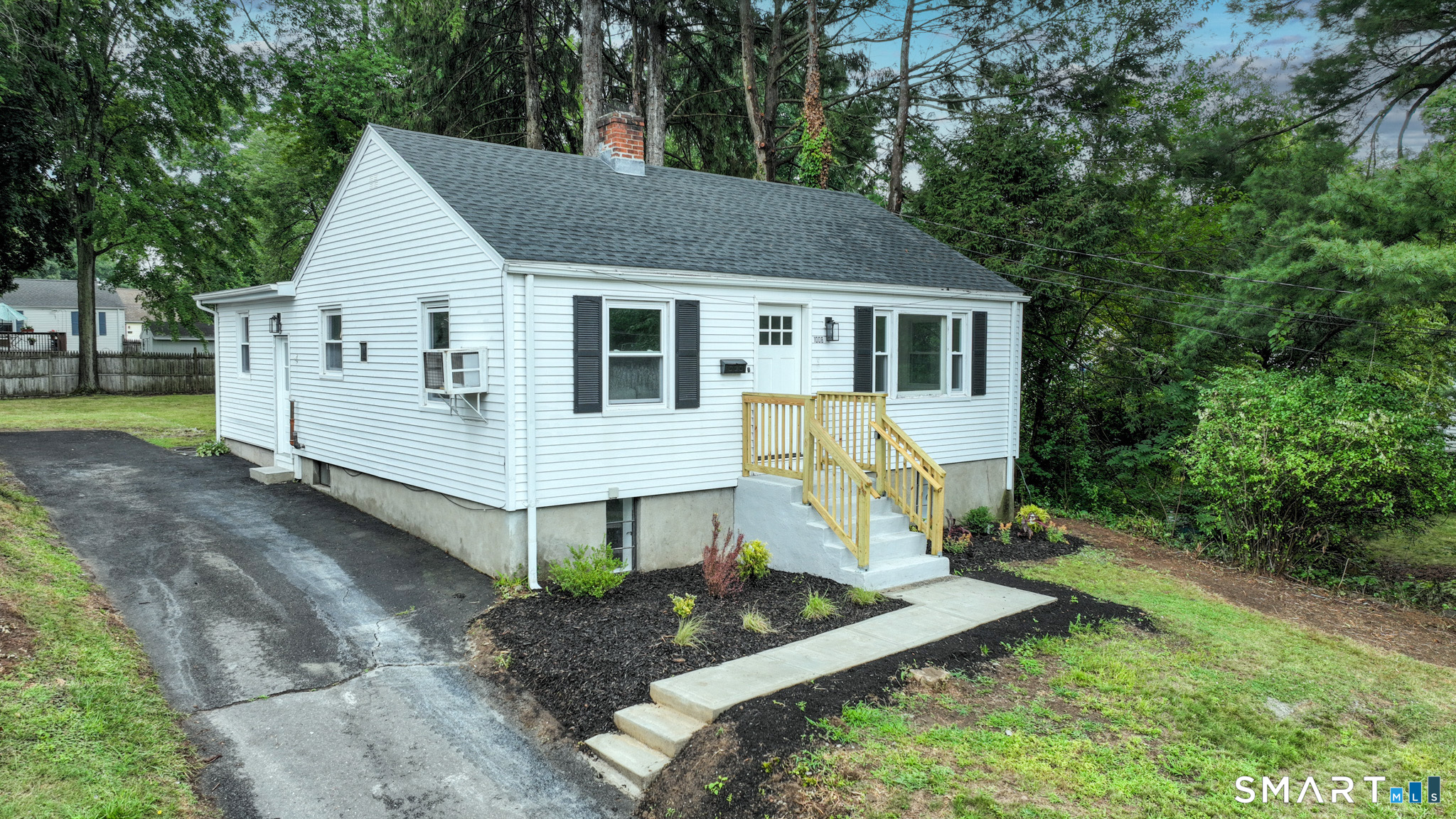 1008 North Worthy Street Windsor CT 06095