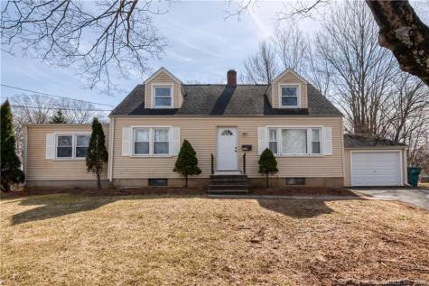 152 Knob Hill Drive Hamden CT 06518