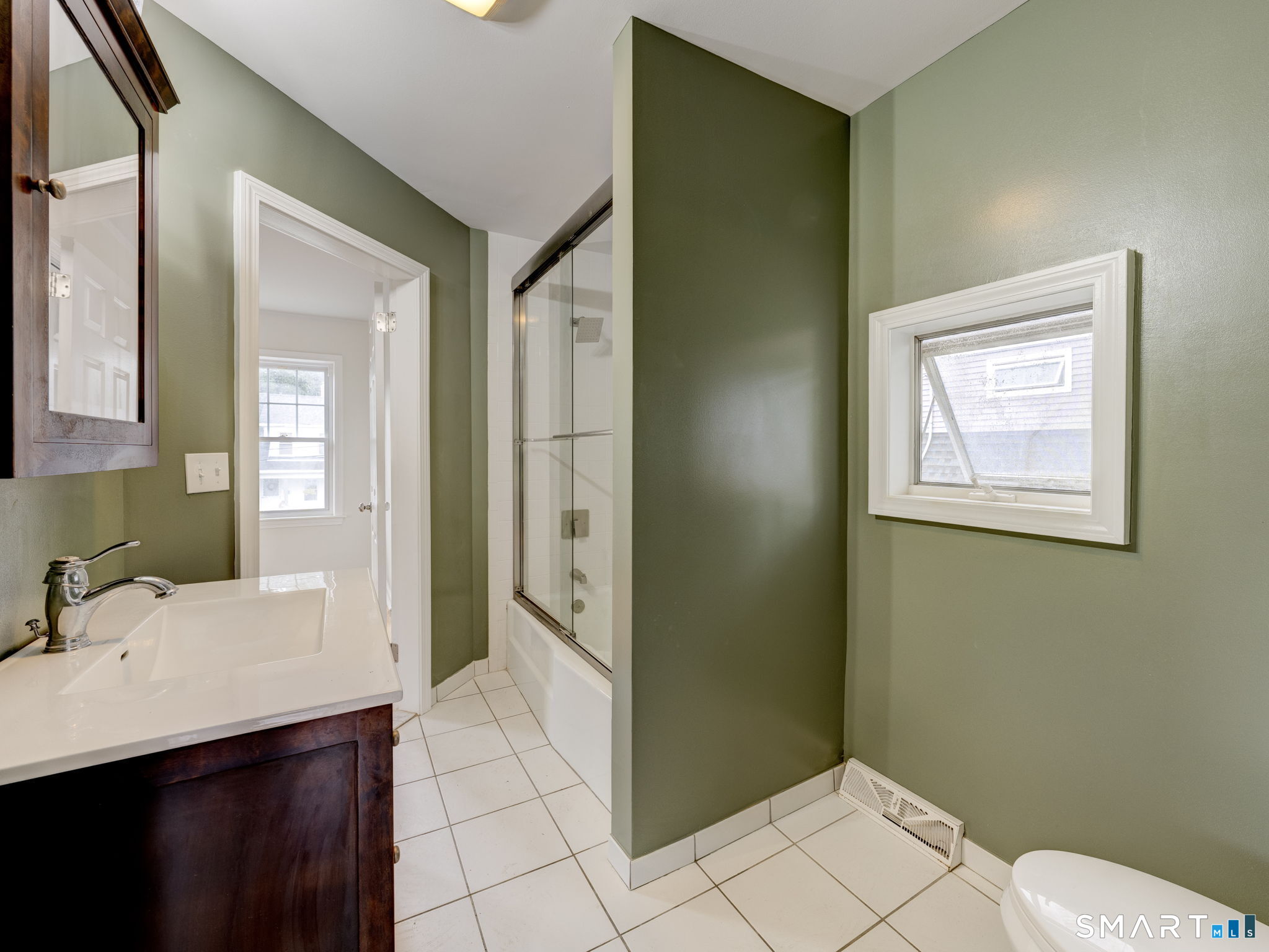 67 Putnam Street Bristol CT 06010