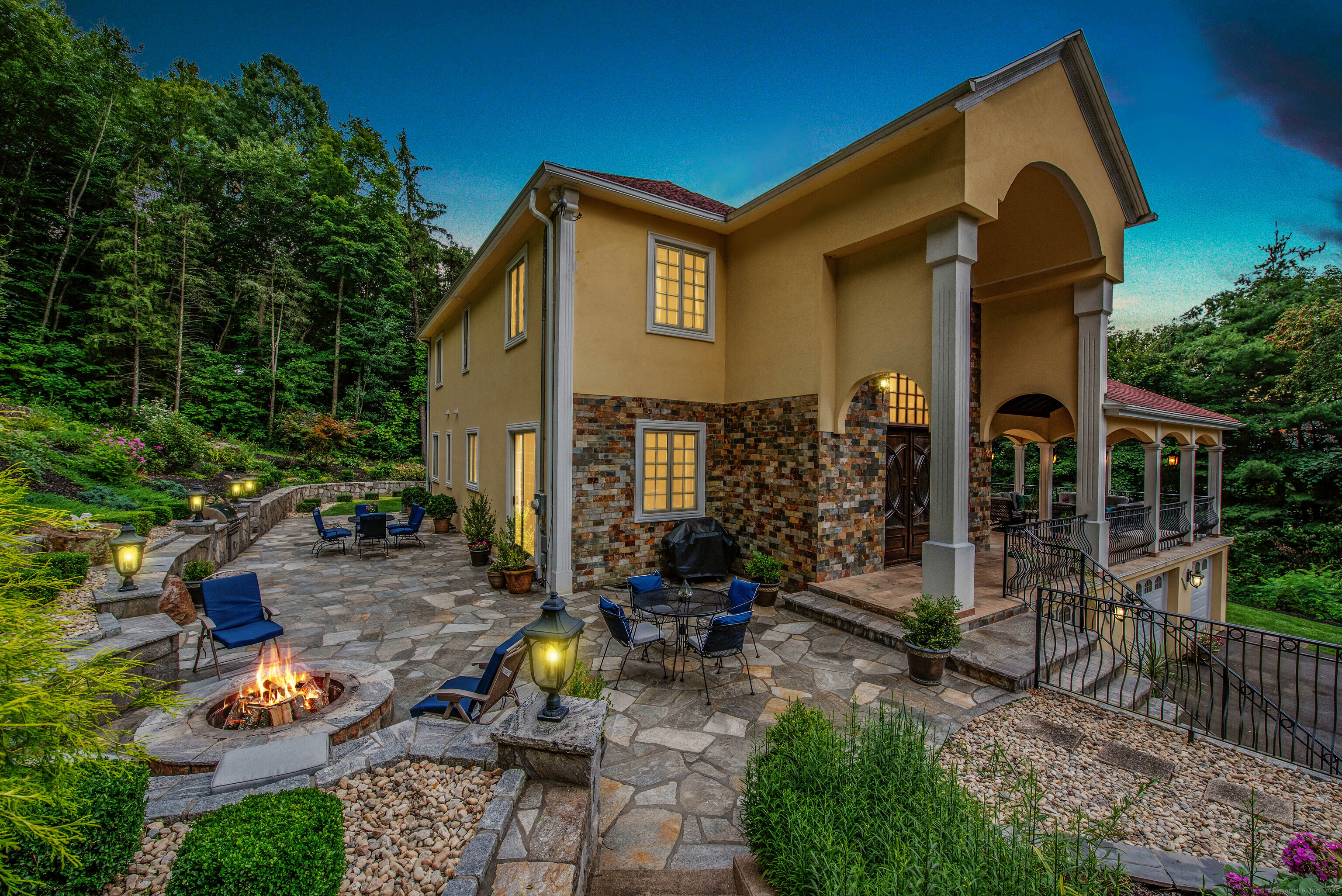2 Barberry Lane Farmington CT 06032