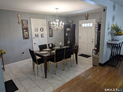 38 Pine Street Norwich CT 06360