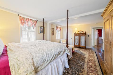 339 Main South Street Woodbury CT 06798