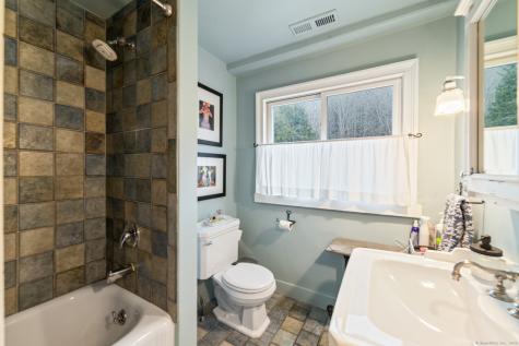 339 Main South Street Woodbury CT 06798