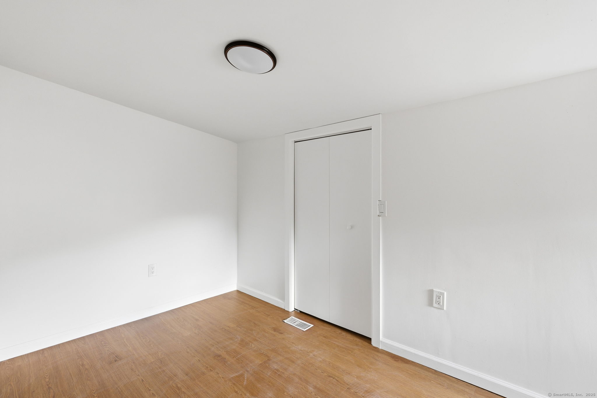 18 Pautipaug Hill Road Sprague CT 06330