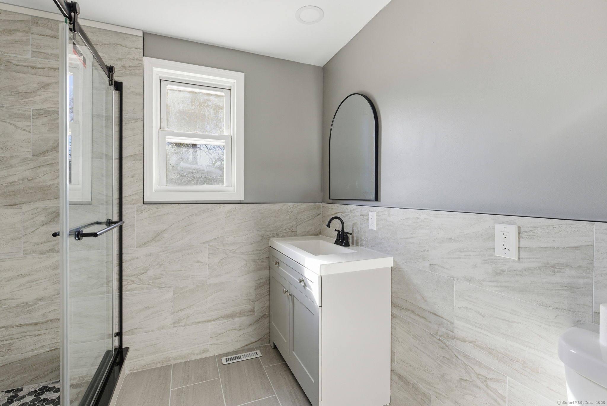 18 Pautipaug Hill Road Sprague CT 06330