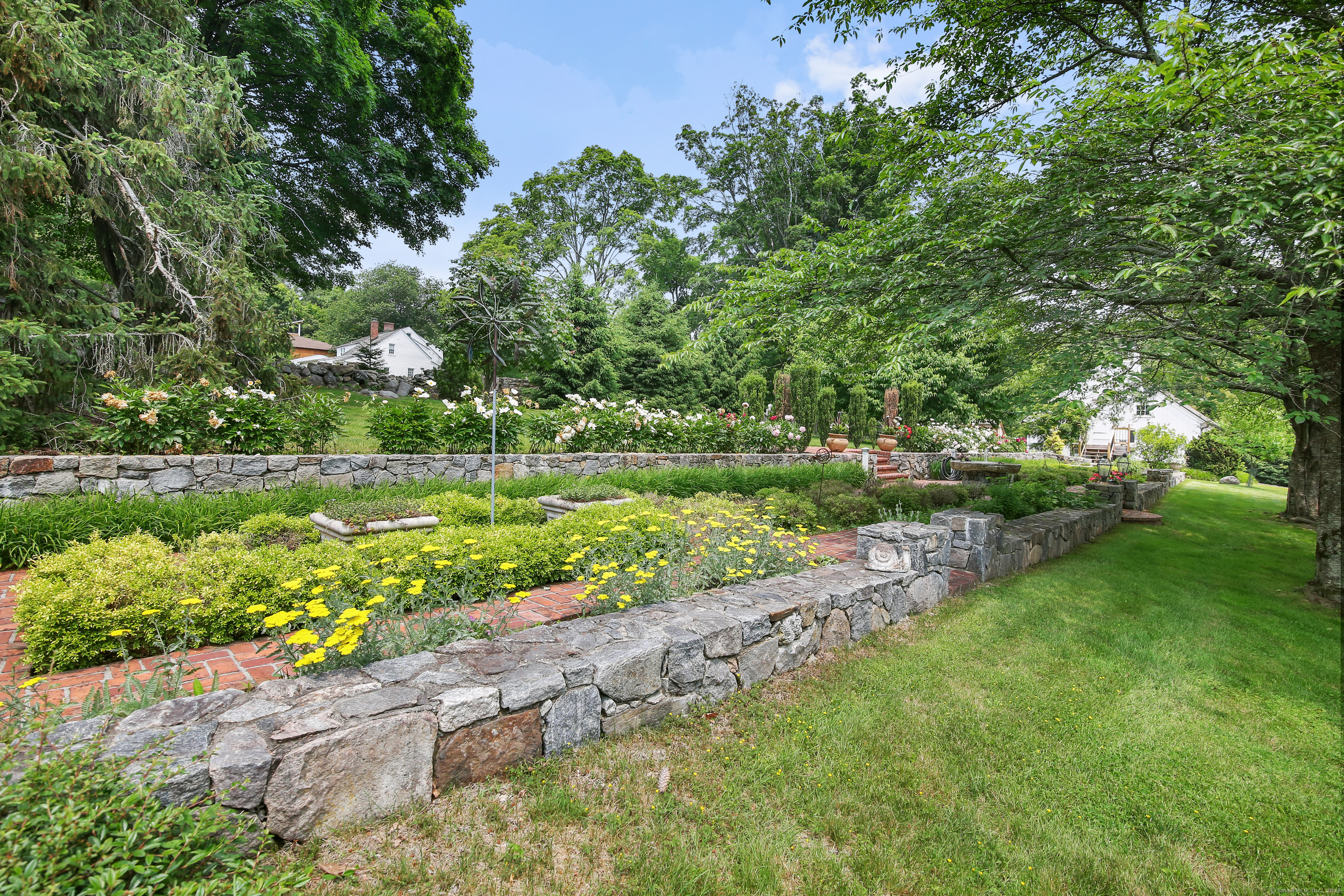 19 Skymeadow Drive Stamford CT 06903