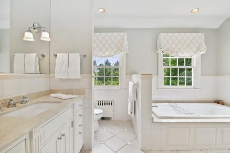 19 Skymeadow Drive Stamford CT 06903