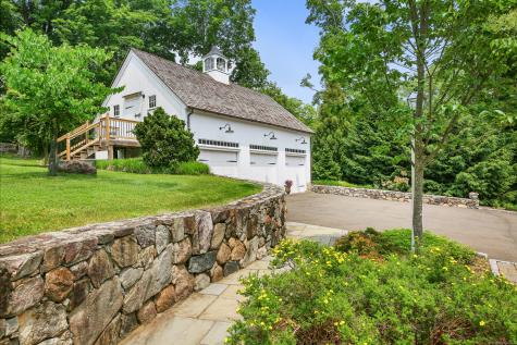 19 Skymeadow Drive Stamford CT 06903