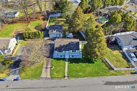 3 Cedar Street Waterford CT 06385