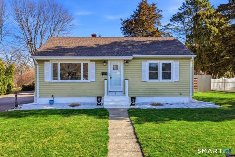 3 Cedar Street Waterford CT 06385