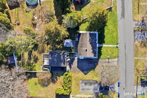 3 Cedar Street Waterford CT 06385