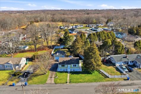 3 Cedar Street Waterford CT 06385
