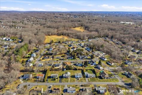 3 Cedar Street Waterford CT 06385
