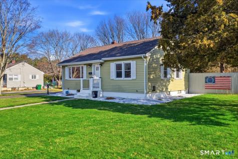 3 Cedar Street Waterford CT 06385