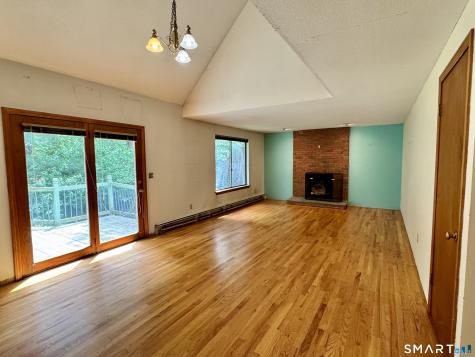 82 Timothy Terrace Windsor CT 06095