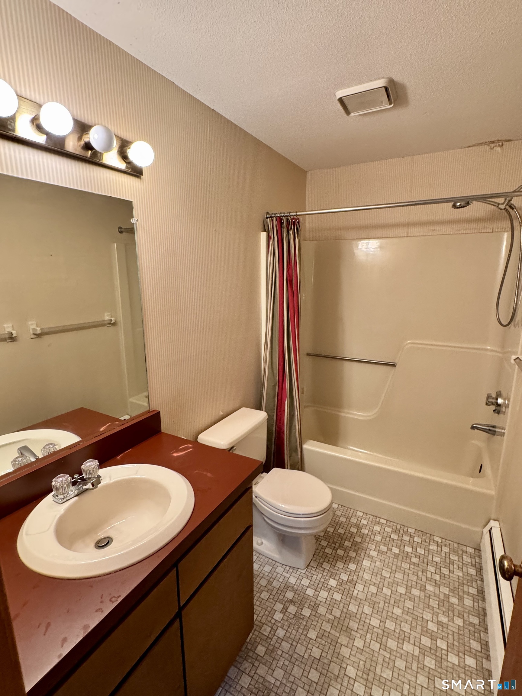 82 Timothy Terrace Windsor CT 06095