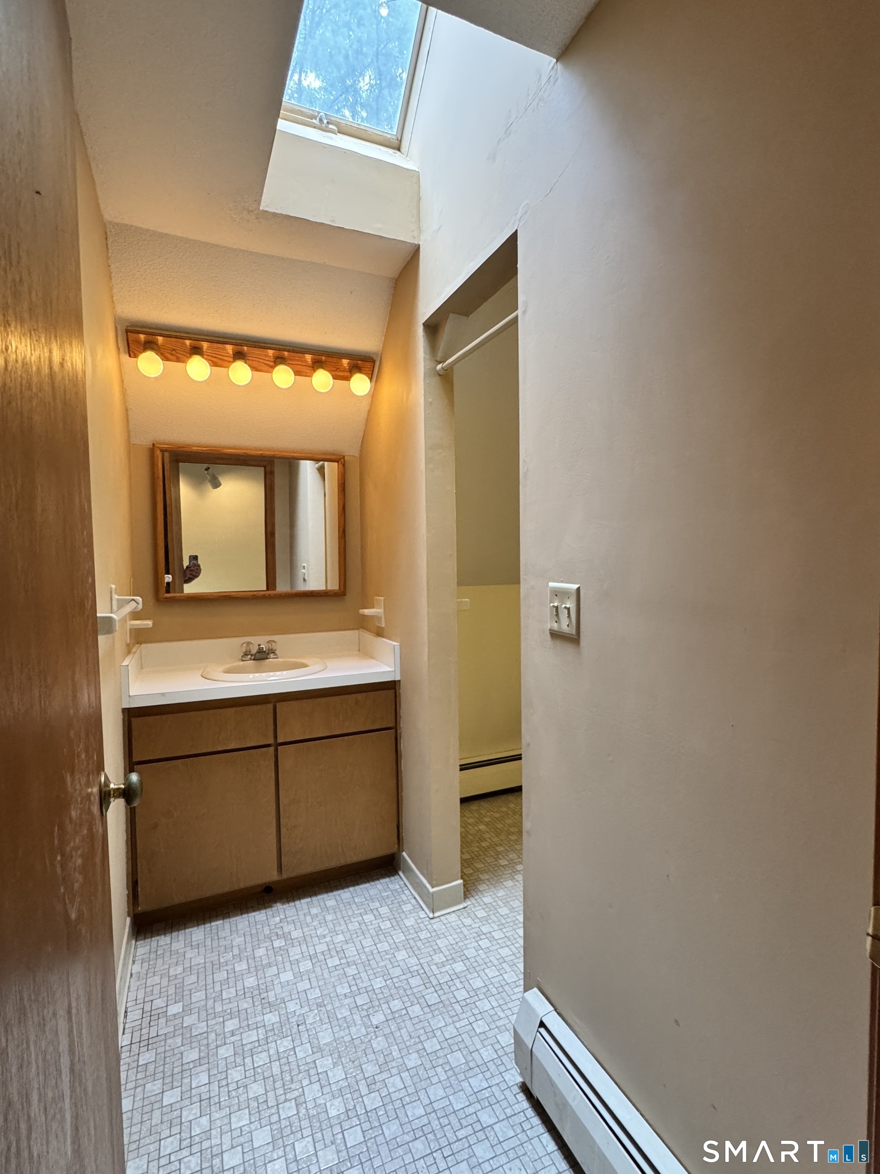 82 Timothy Terrace Windsor CT 06095