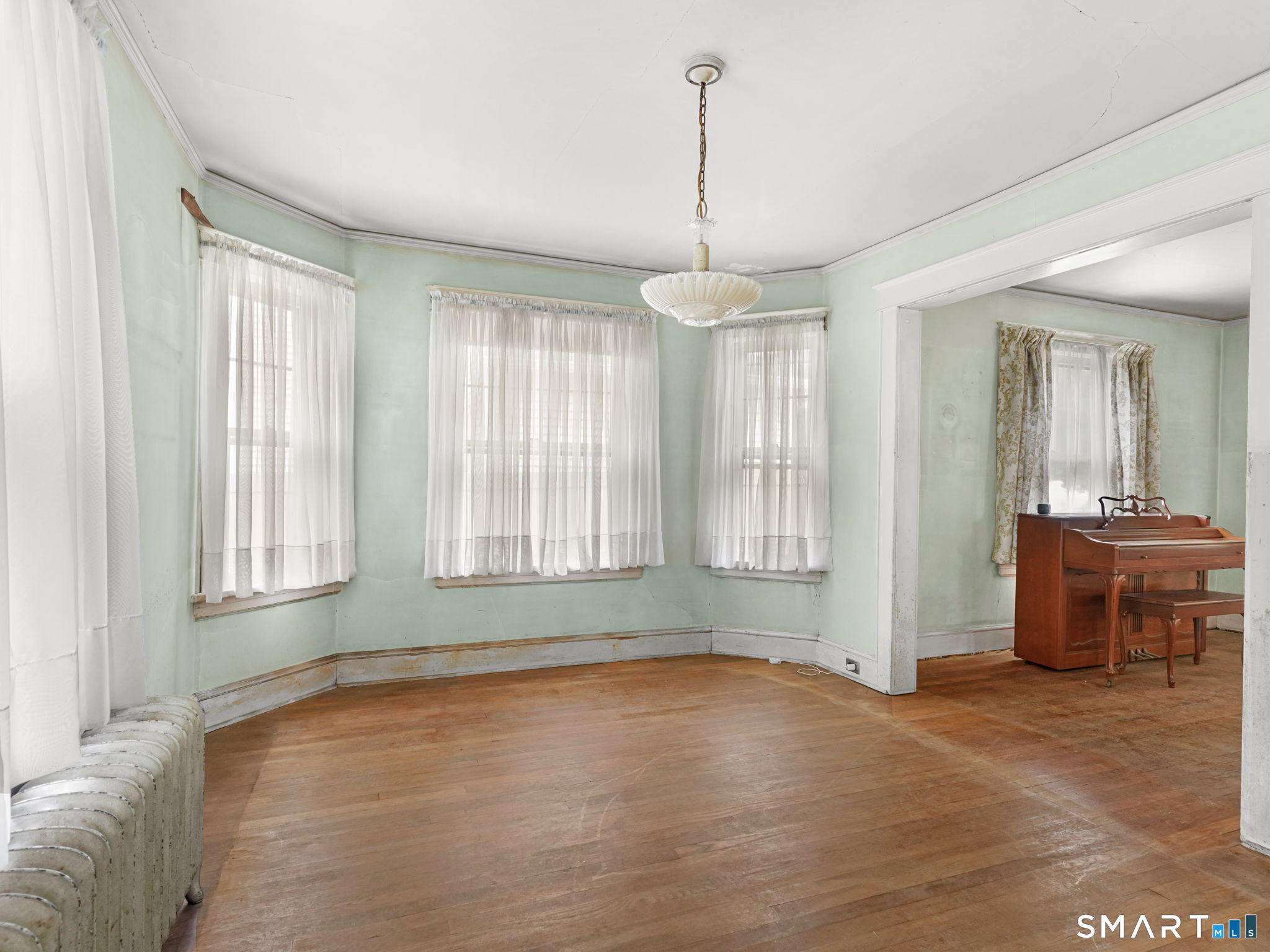 23 Forest Lawn Avenue Stamford CT 06905