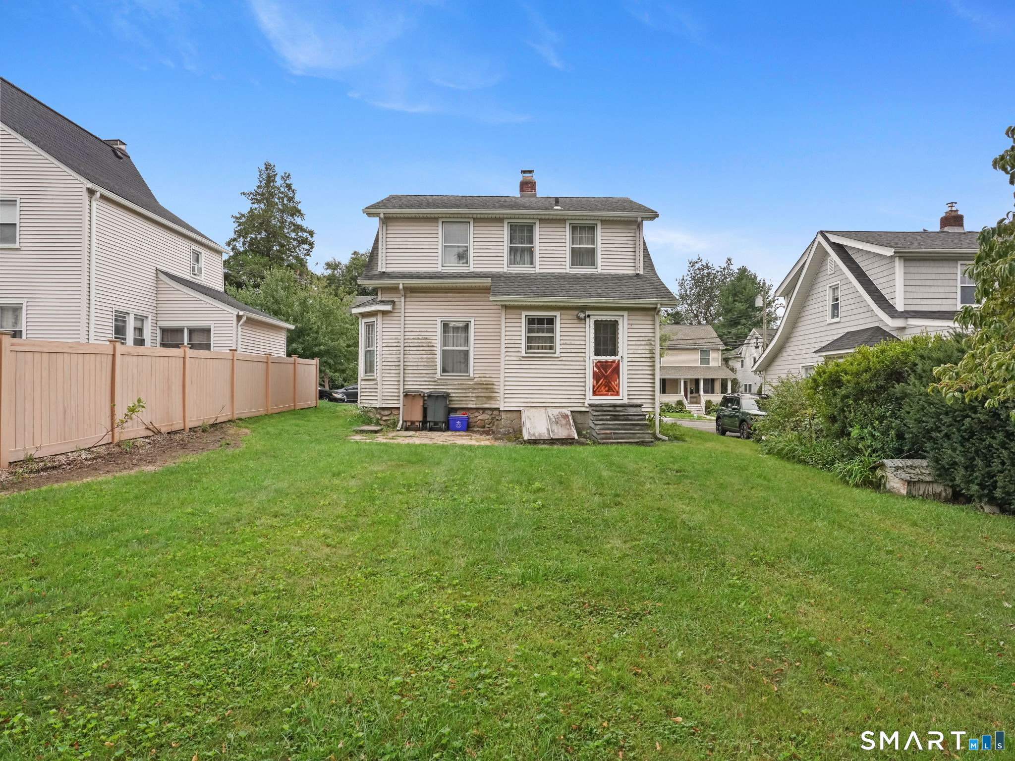 23 Forest Lawn Avenue Stamford CT 06905