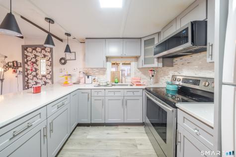 93 Shawnee Road East Hartford CT 06118