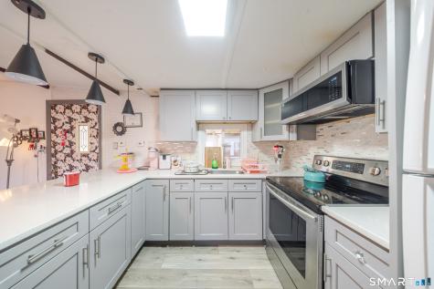 93 Shawnee Road East Hartford CT 06118