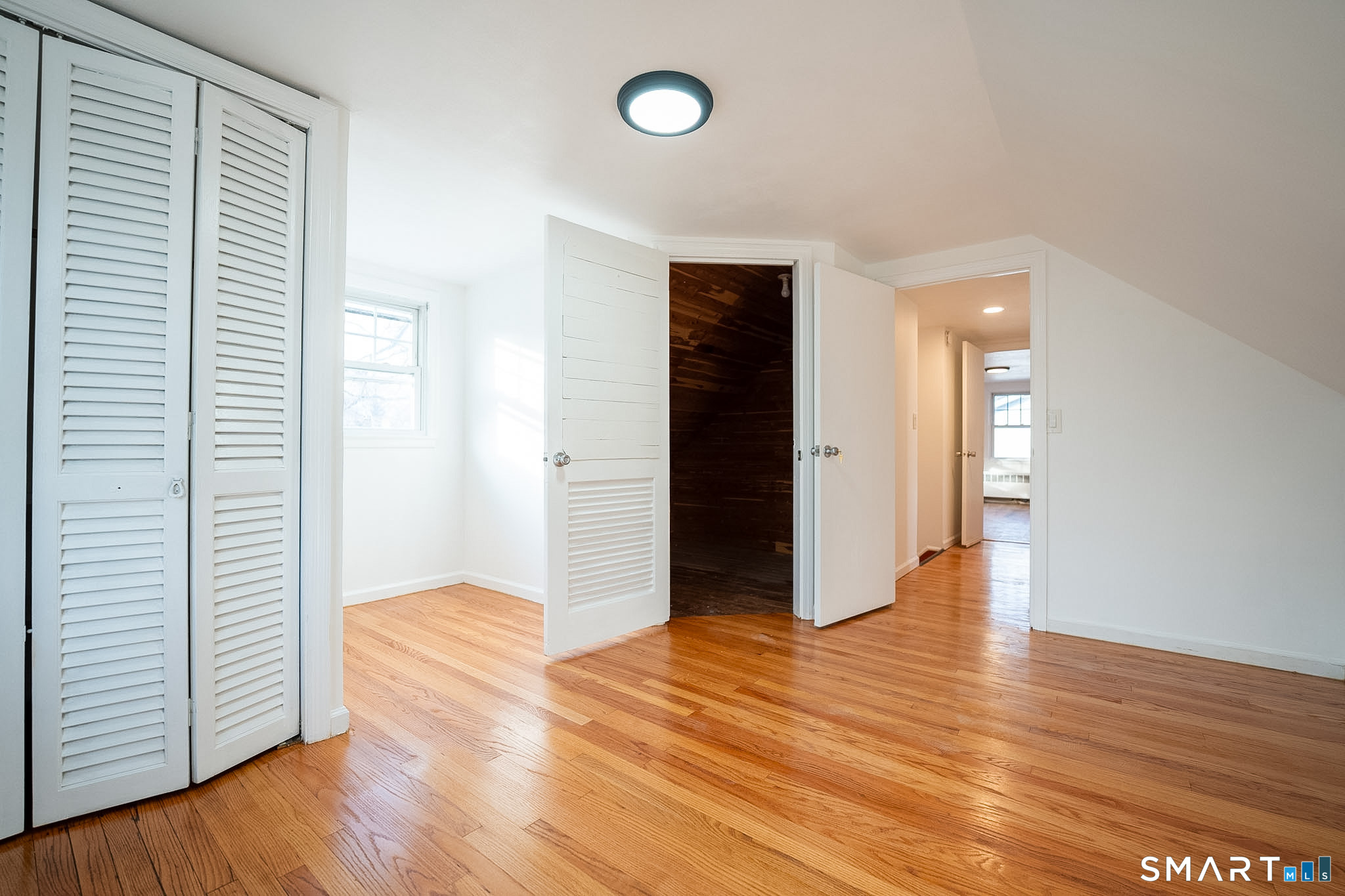 20 Oak Ridge Gate Danbury CT 06810