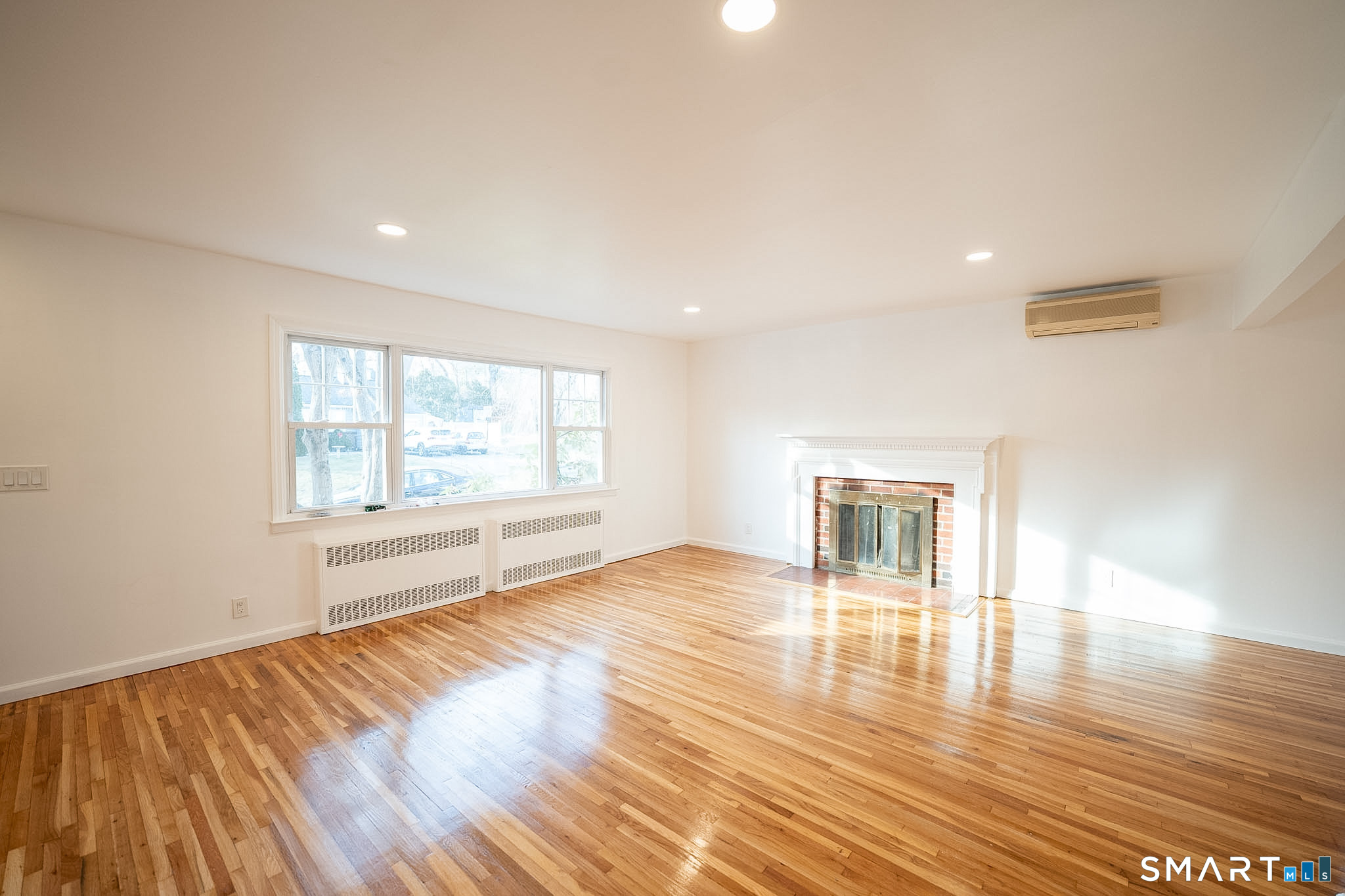 20 Oak Ridge Gate Danbury CT 06810