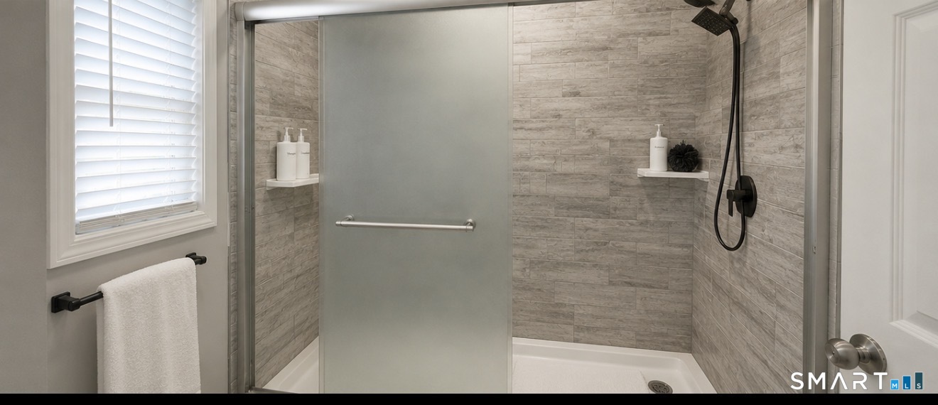 38 City Hill Court Naugatuck CT 06770