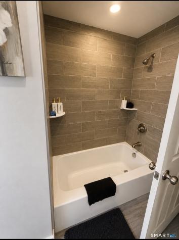 38 City Hill Court Naugatuck CT 06770