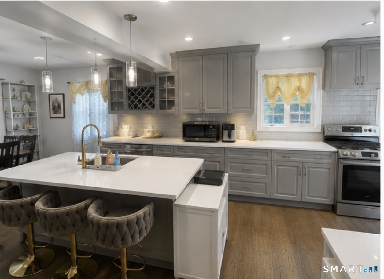38 City Hill Court Naugatuck CT 06770