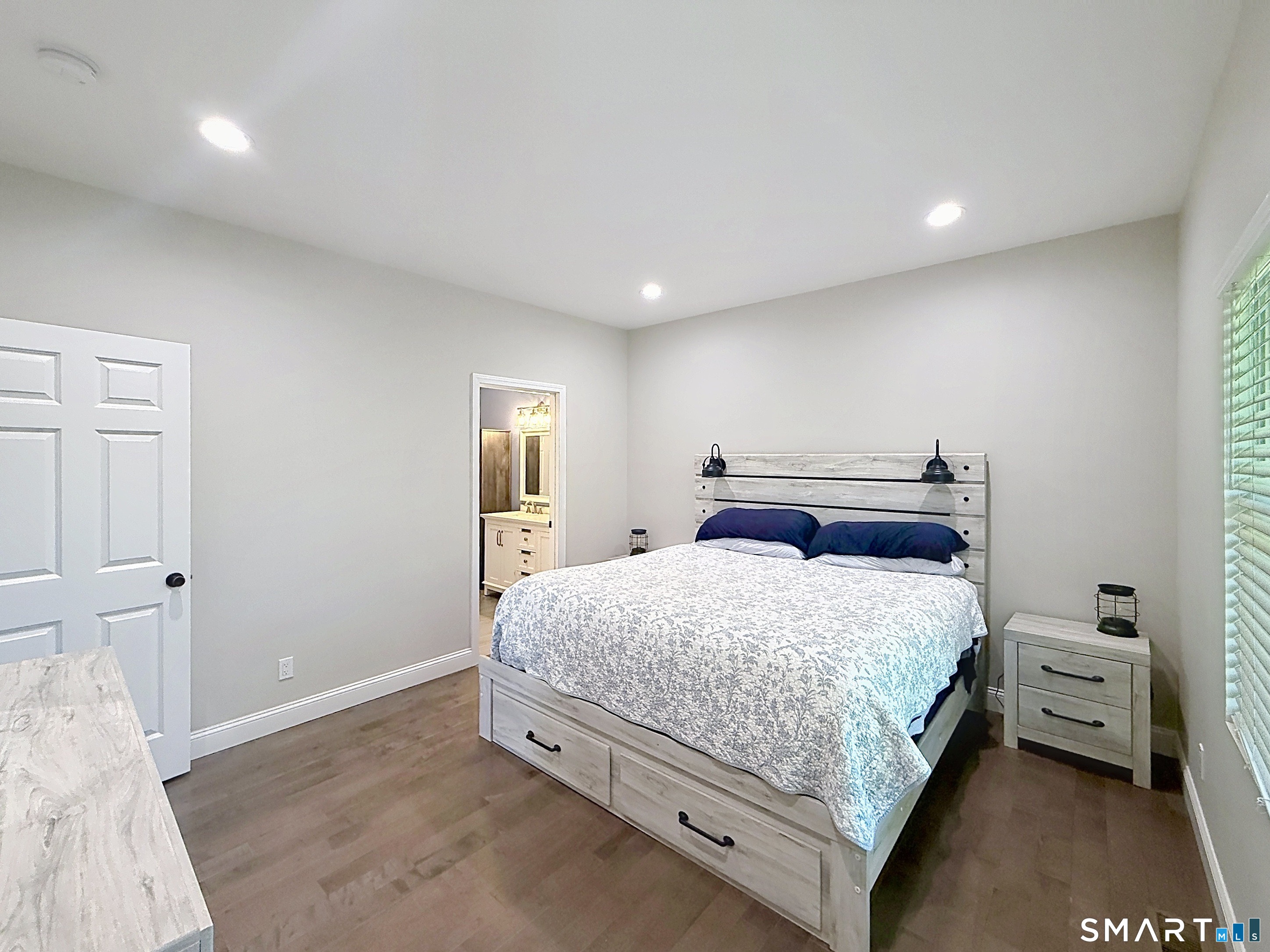 21 Birge Avenue Windsor Locks CT 06096