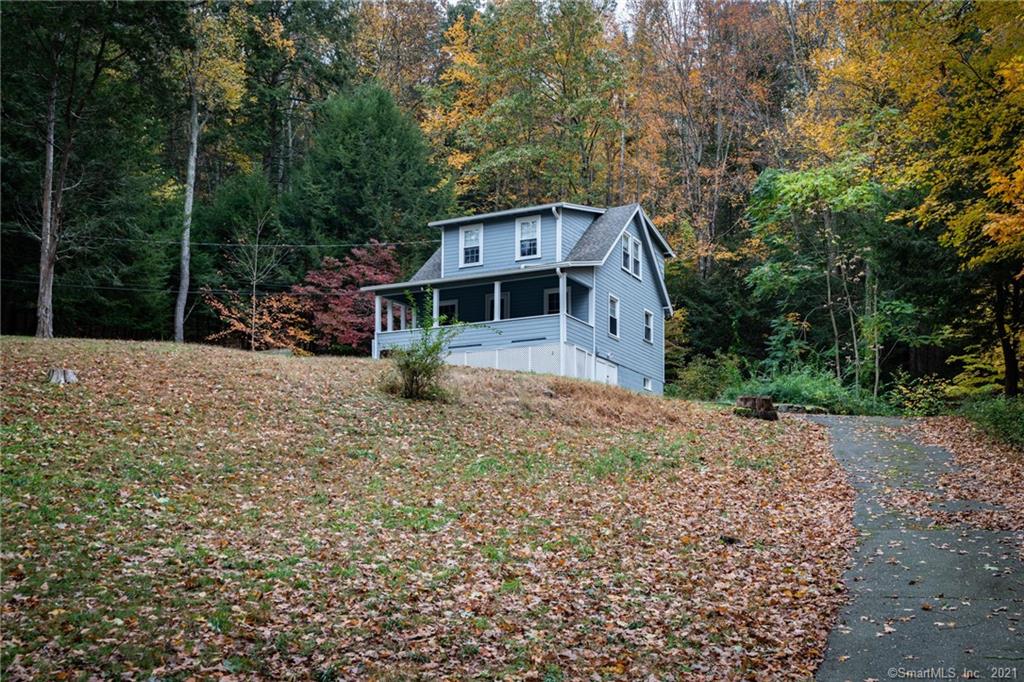 10 East Hill Road Oxford CT 06478