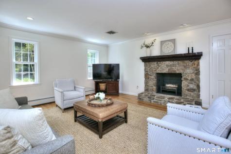 142 Horseshoe Lane Fairfield CT 06824