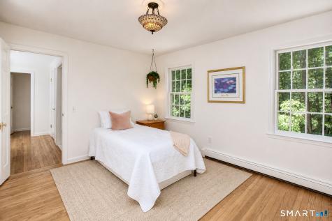 142 Horseshoe Lane Fairfield CT 06824