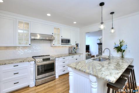 142 Horseshoe Lane Fairfield CT 06824
