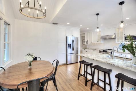 142 Horseshoe Lane Fairfield CT 06824