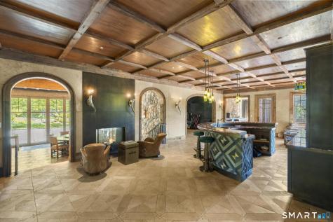 38-48-58 Quaker Lane Greenwich CT 06831