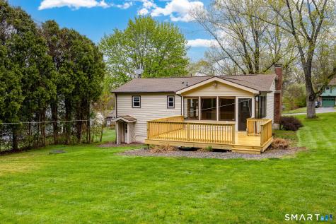 35 Terrace Drive Montville CT 06370
