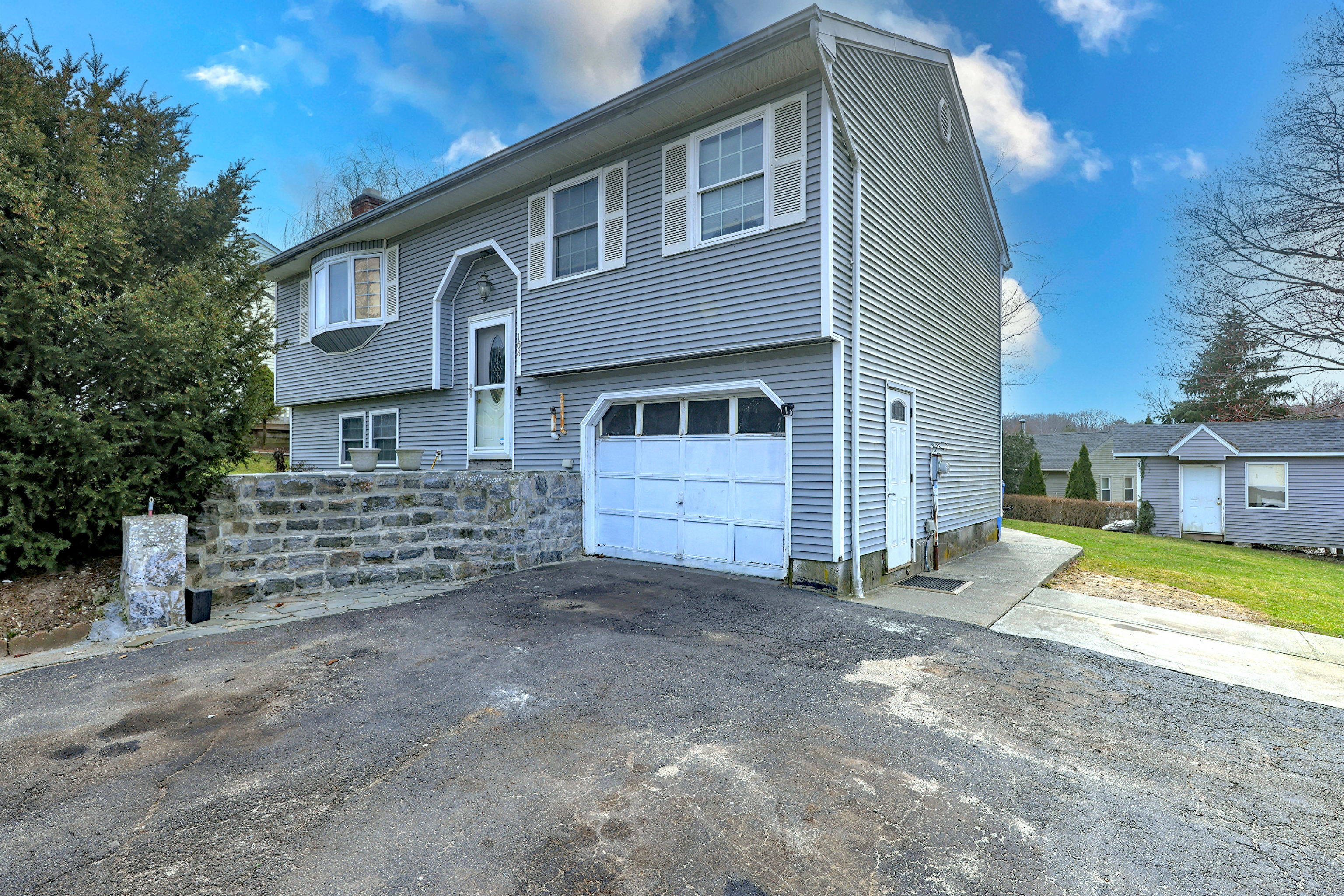168 Haddad Road Waterbury CT 06708