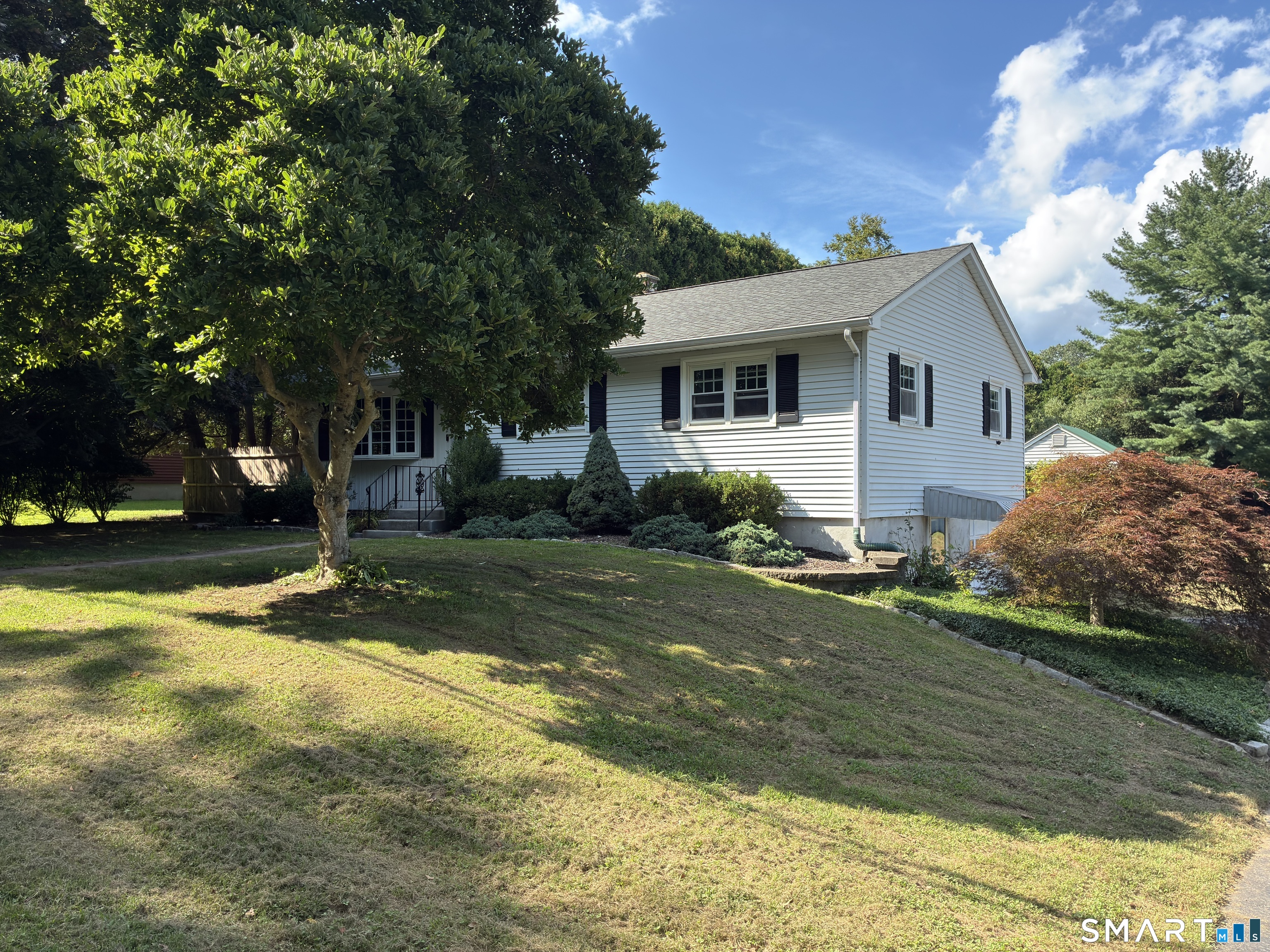 102 Derry Hill Road Montville CT 06382