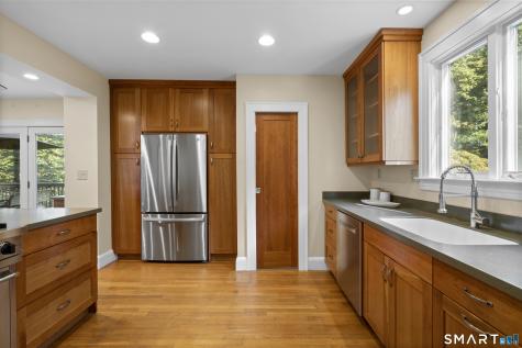 21 Morris Street Hamden CT 06517