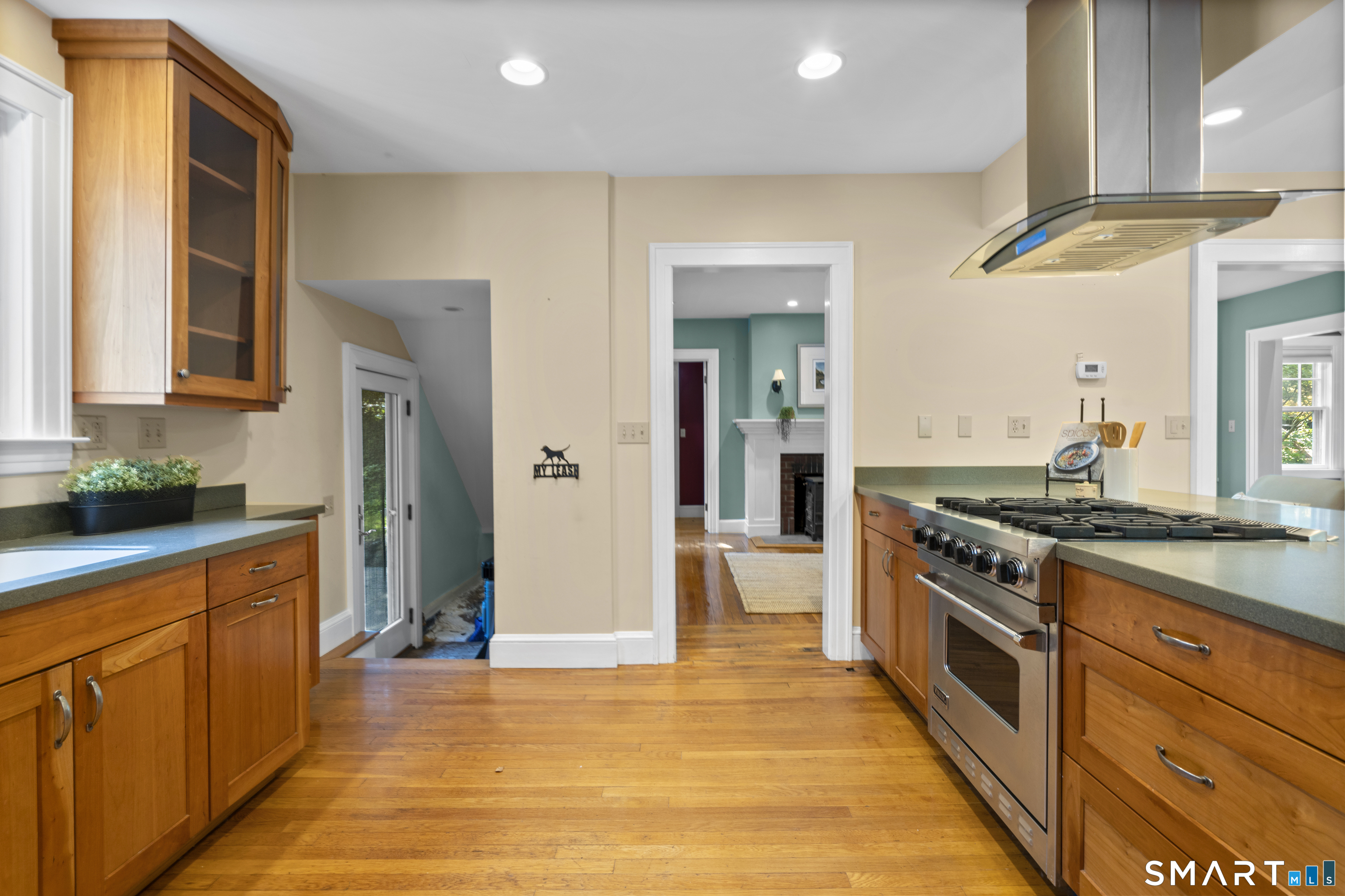 21 Morris Street Hamden CT 06517